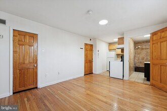 621 Federal St in Philadelphia, PA - Foto de edificio - Building Photo