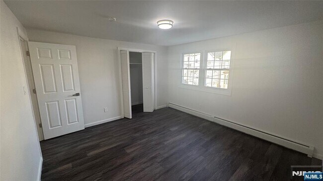 31 Chestnut St in Kearny, NJ - Building Photo - Building Photo