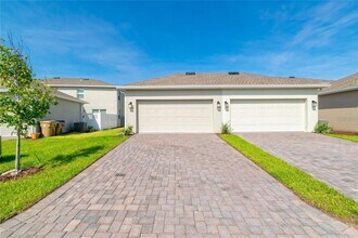 3055 Ella Wy in St. Cloud, FL - Building Photo - Building Photo