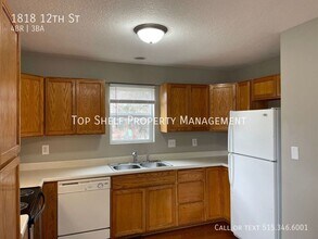 1818 12th St in Des Moines, IA - Building Photo - Building Photo