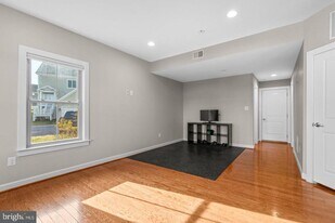 9134 Kenway Ln in Frederick, MD - Building Photo