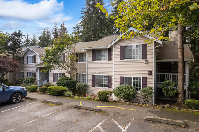 Cherry Hills Apartment in Lake Forest Park, WA - Building Photo - Building Photo