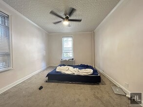 2081 Cruger Ave-Unit -2 in Bronx, NY - Building Photo - Building Photo