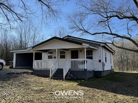 4123 Jim Hood Rd in Gainesville, GA - Building Photo