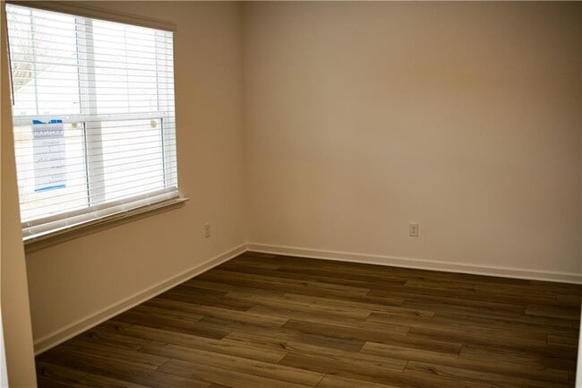 484 Red Dragon Dr in Jefferson, GA - Building Photo - Building Photo