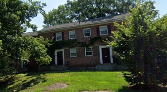 201 Sherman Rd, Unit 311 in Chestnut Hill, MA - Building Photo