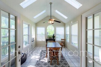 4703 Alhambra St in Roeland Park, KS - Building Photo - Building Photo