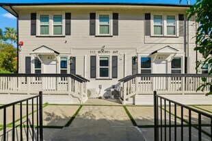 312 Brookes Ave in San Diego, CA - Building Photo