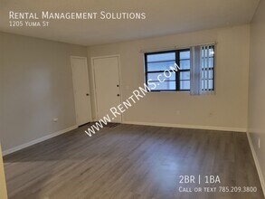 1205 Yuma St in Manhattan, KS - Building Photo - Building Photo
