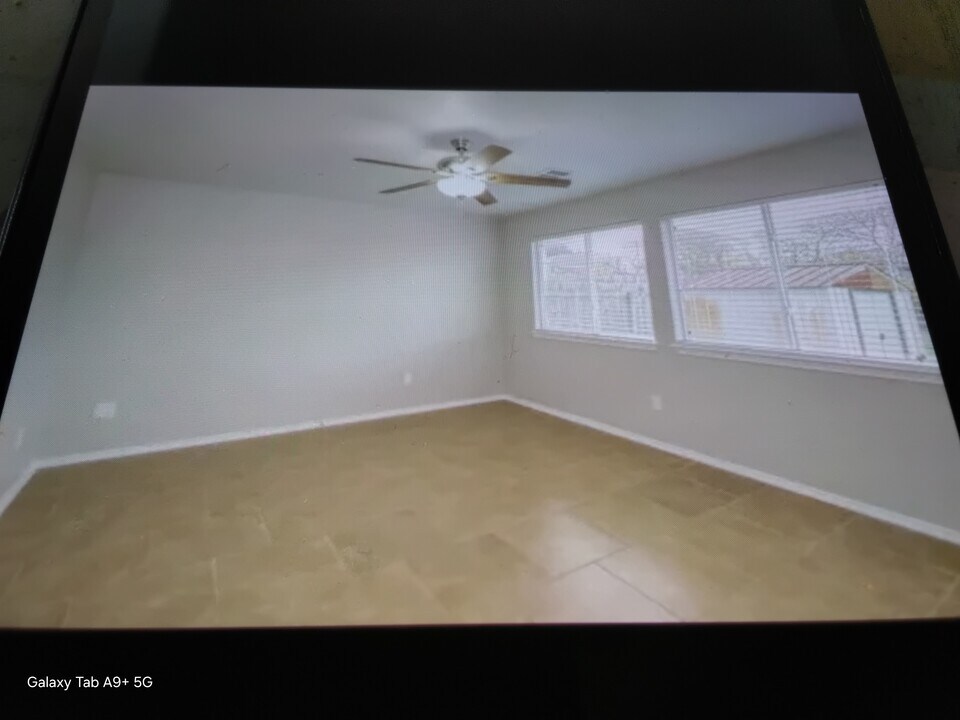 14820 Lipton Ln in Pflugerville, TX - Building Photo