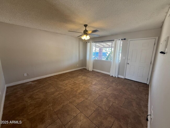 6753 W Garfield St in Phoenix, AZ - Building Photo - Building Photo