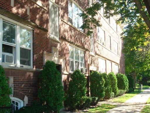 Clarence and Van Buren Bldg in Oak Park, IL - Foto de edificio - Building Photo