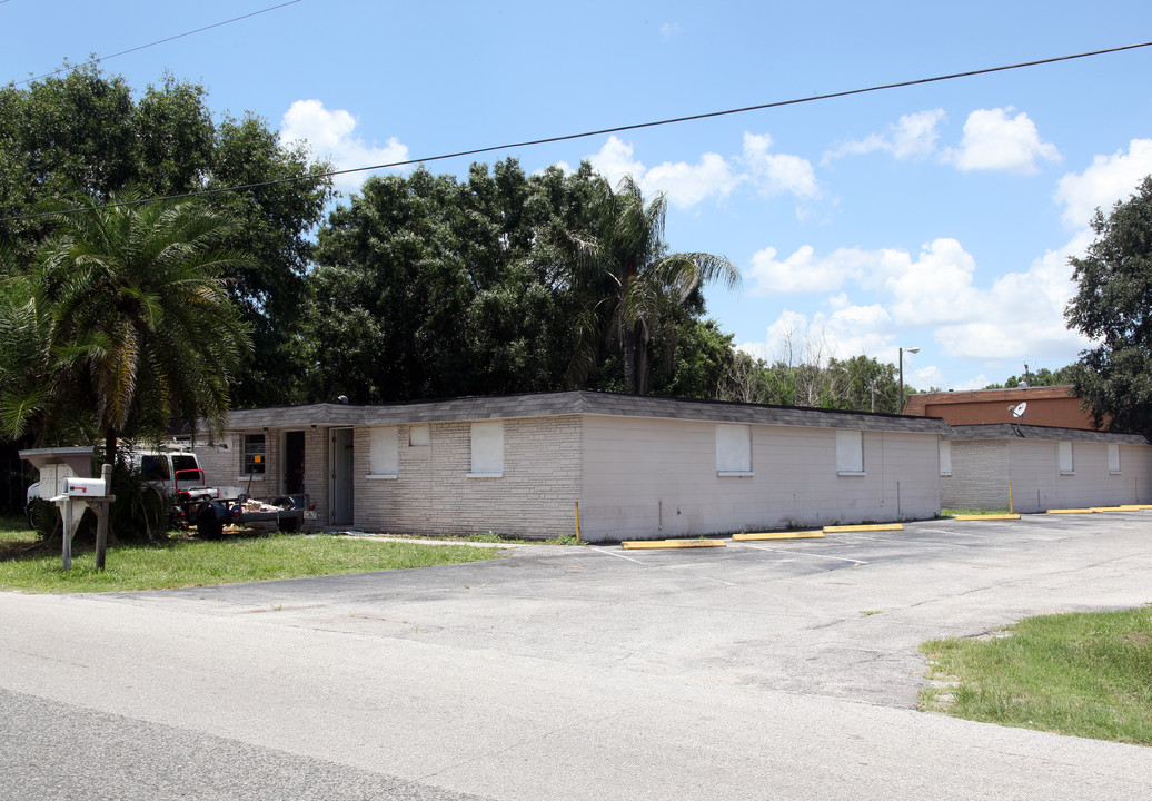 1830 E 138th Ave in Tampa, FL - Building Photo