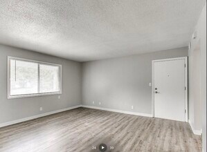 188 1st St, Unit 1 in Gilbert, IA - Building Photo - Building Photo