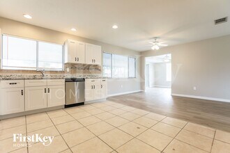 4517 Maraldo Ave in North Port, FL - Building Photo - Building Photo