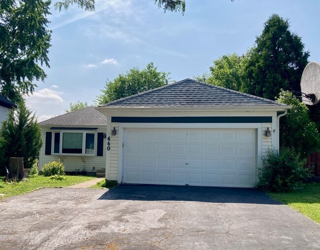 property at 460 Dover Dr