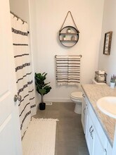 1264 W Cinch Way, Unit Corner Townhouse in Bluffdale, UT - Building Photo - Building Photo