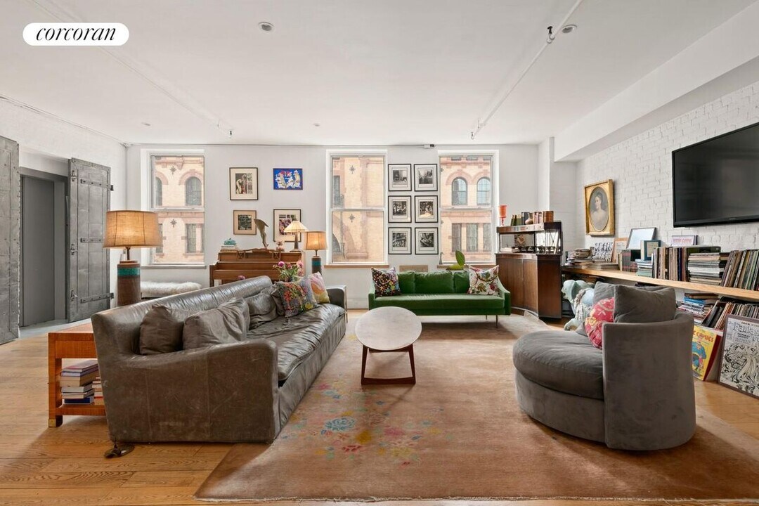 138 Watts St in New York, NY - Building Photo