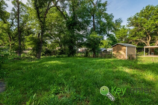 1305 E Evanston St in Park City, KS - Building Photo - Building Photo