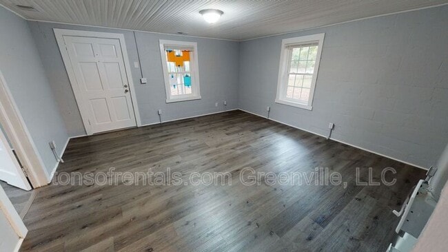 149 Finch Rd in Wellford, SC - Building Photo - Building Photo