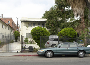 231 S Alexandria Ave in Los Angeles, CA - Building Photo - Building Photo