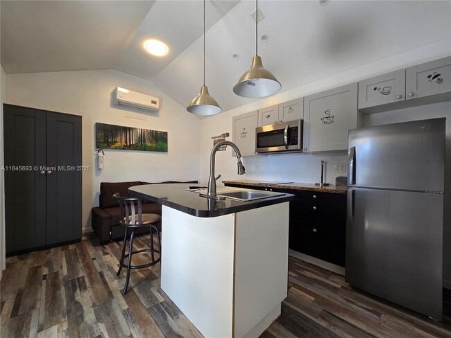 property at 330 SW 13th St