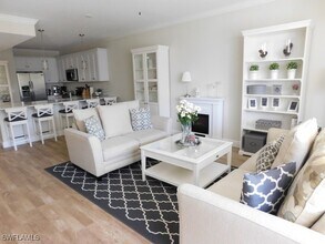 7655 Pebble Creek Cir in Naples, FL - Building Photo - Building Photo