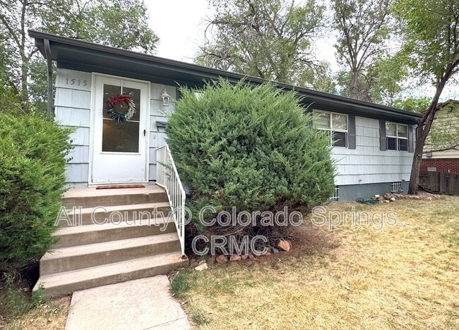 1515 Eagle View Dr