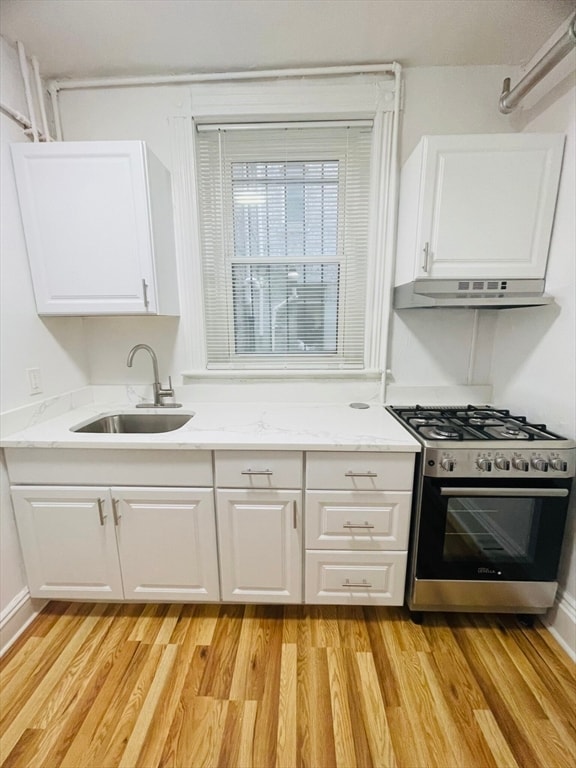 property at 14 Palace Rd