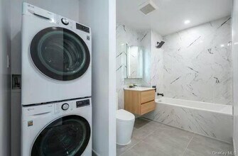 134-16 35th Ave in Queens, NY - Building Photo - Building Photo