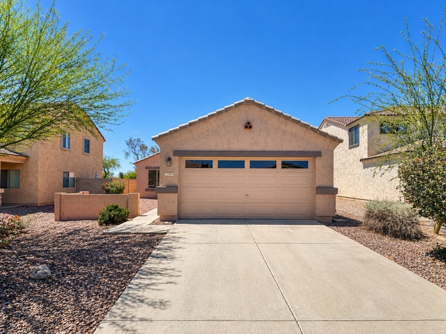 22071 W Mohave St in Buckeye, AZ - Building Photo - Building Photo