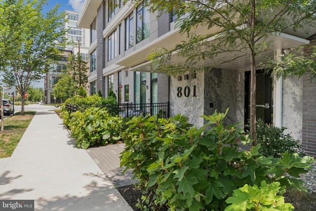 801 N Fairfax St in Alexandria, VA - Building Photo - Building Photo