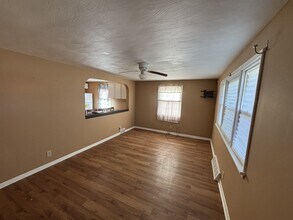 3308 Harmont Ave NE in Canton, OH - Building Photo - Building Photo