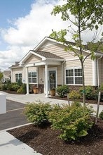 Brookside Apartments in Canandaigua, NY - Foto de edificio - Building Photo