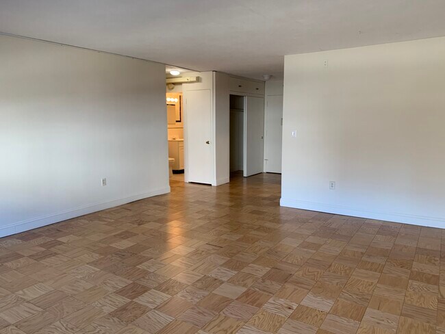 property at 101 Monmouth St