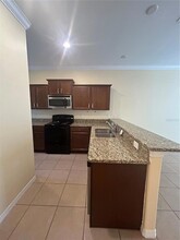 8539 Brushleaf Way, Unit 3310 in Tampa, FL - Building Photo - Building Photo