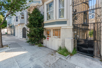 123 Albion St in San Francisco, CA - Building Photo - Building Photo