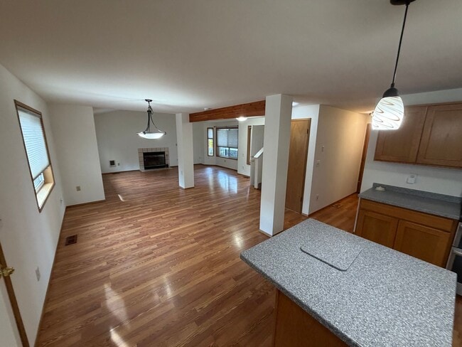 18714 103rd Ave NE in Bothell, WA - Building Photo - Building Photo