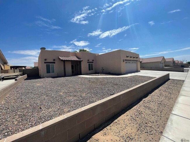 10745 E 38th Ln in Yuma, AZ - Building Photo - Building Photo