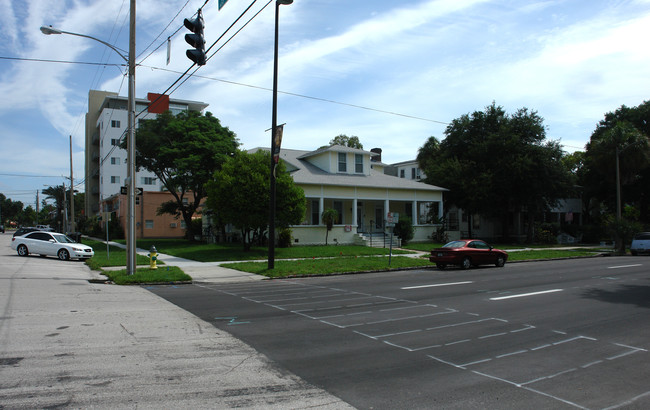 159 4th Ave N in St. Petersburg, FL - Building Photo - Building Photo