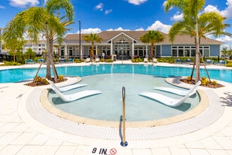 The Bradley Lake Wilson in Davenport, FL - Building Photo - Building Photo