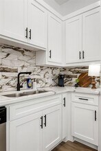 1313 Hunt St in Commerce, TX - Building Photo - Building Photo