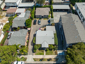 4202 Clayton Ave in Los Angeles, CA - Building Photo - Building Photo