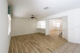 16801 Sunrise Vista Dr in Clermont, FL - Building Photo - Building Photo