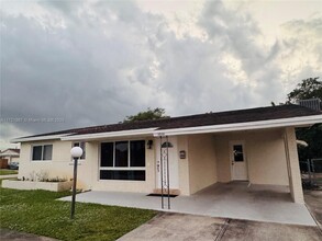 7501 Fillmore St in Hollywood, FL - Building Photo - Building Photo