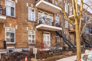 4676-4684 Des Érables Av in Montréal, QC - Building Photo