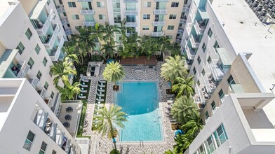 Ora Flagler Village in Fort Lauderdale, FL - Foto de edificio - Building Photo