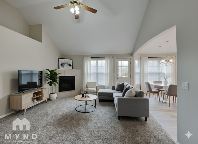 1102 W Snider St in Ozark, MO - Building Photo - Building Photo