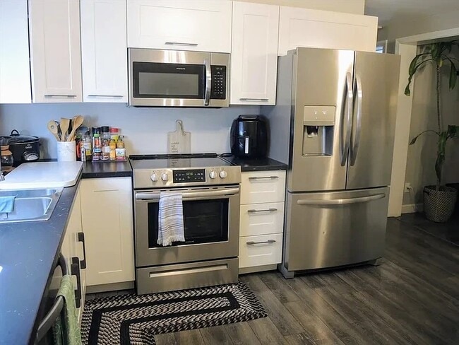 property at 172 Perry Ave