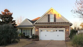 2202 E Oak Bridge Way NE in Leland, NC - Building Photo